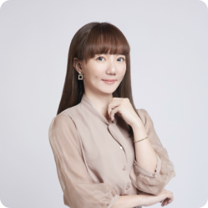 Debby 曾郁蓉